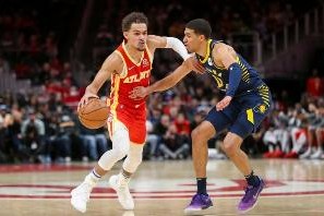 低调看球-蒂格：特雷-杨传球比哈利伯顿好 他个子更矮还能传有风险的球